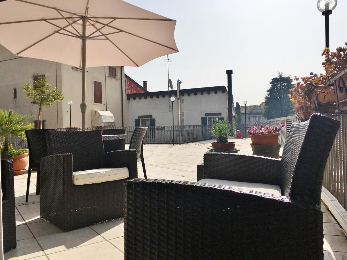 Casa Elisabetta Apartment Peschiera del Garda Luaran gambar