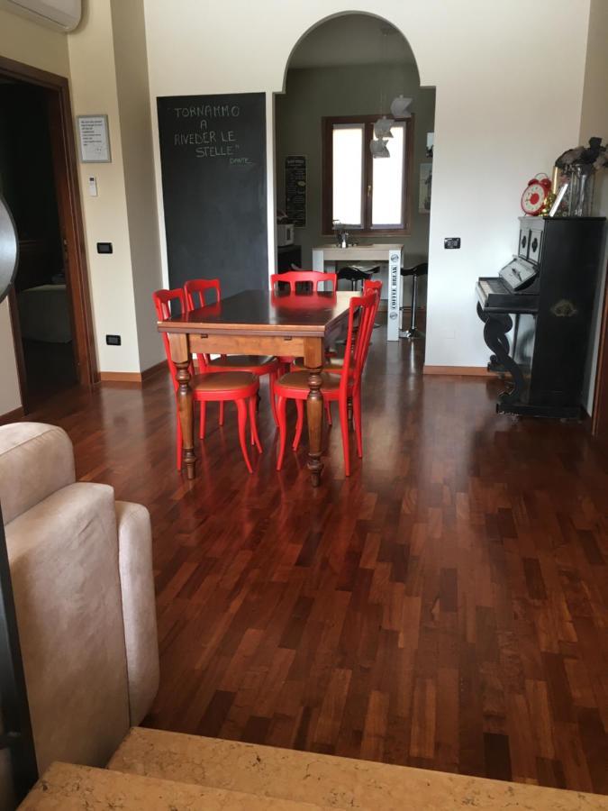 Casa Elisabetta Apartment Peschiera del Garda Luaran gambar