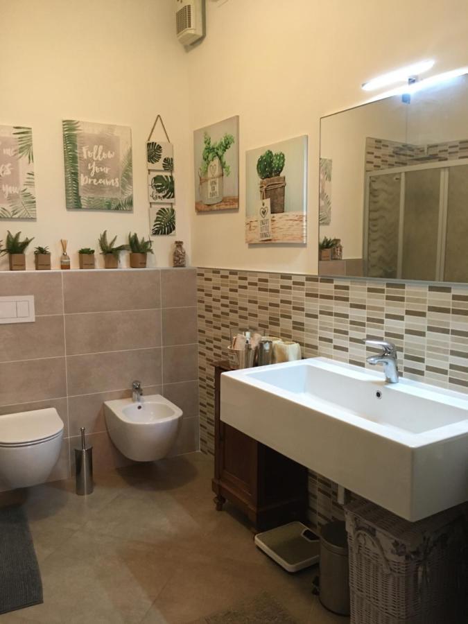 Casa Elisabetta Apartment Peschiera del Garda Luaran gambar