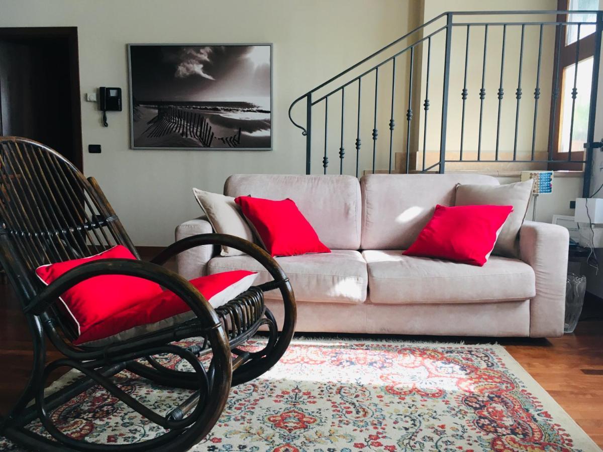 Casa Elisabetta Apartment Peschiera del Garda Luaran gambar