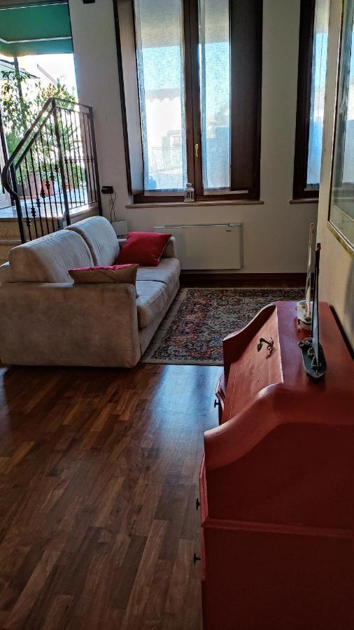 Casa Elisabetta Apartment Peschiera del Garda Luaran gambar