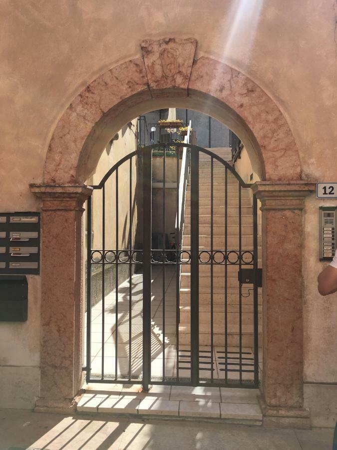 Casa Elisabetta Apartment Peschiera del Garda Luaran gambar