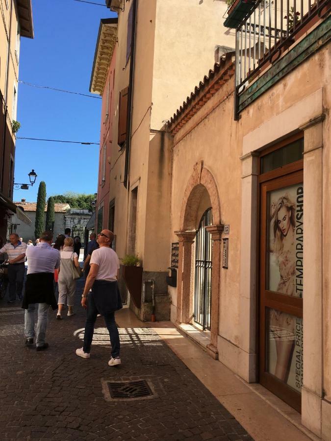 Casa Elisabetta Apartment Peschiera del Garda Luaran gambar